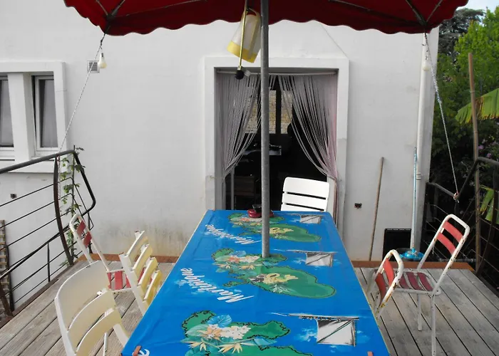 Maison De Terrasse Piscine Jardin 빌라
